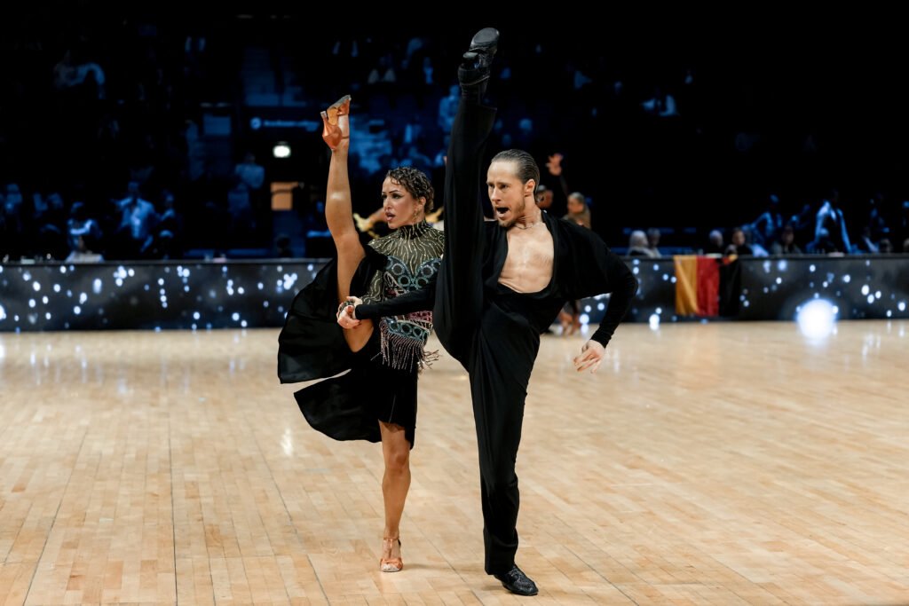 Dance Couple